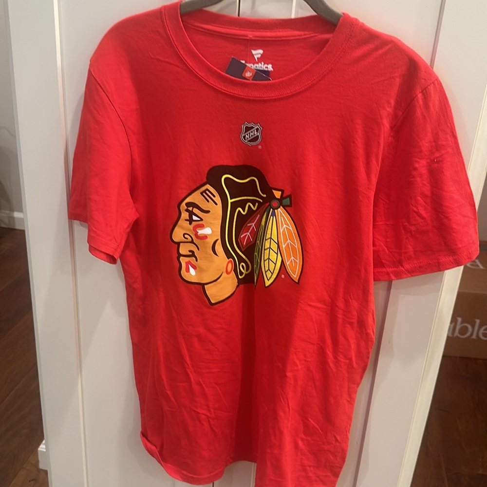Blackhawk Bedard (#98) TShirt - New - Picture 3 of 7